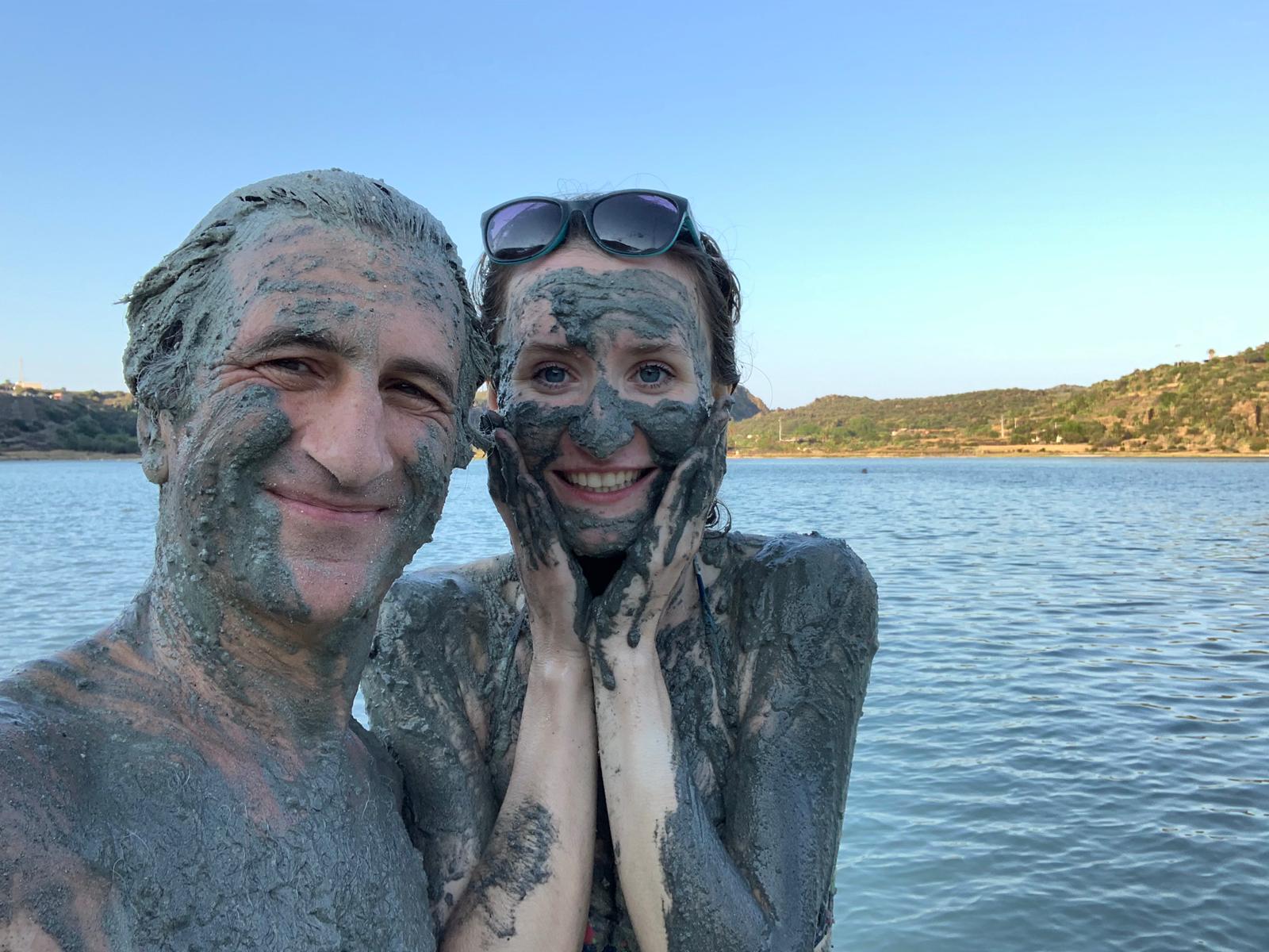 Mud bath at Specchio di Venere